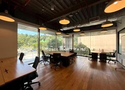 UE Square (D9), Office #497458931